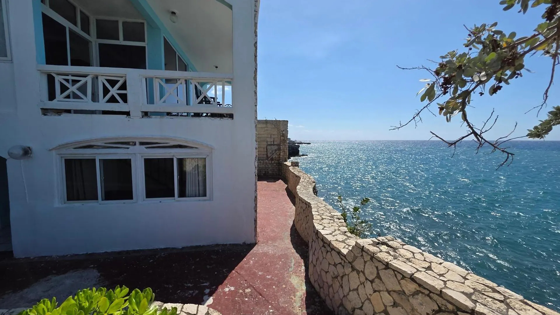 *** Отель Home Sweet Home Resort Негрил Ямайка